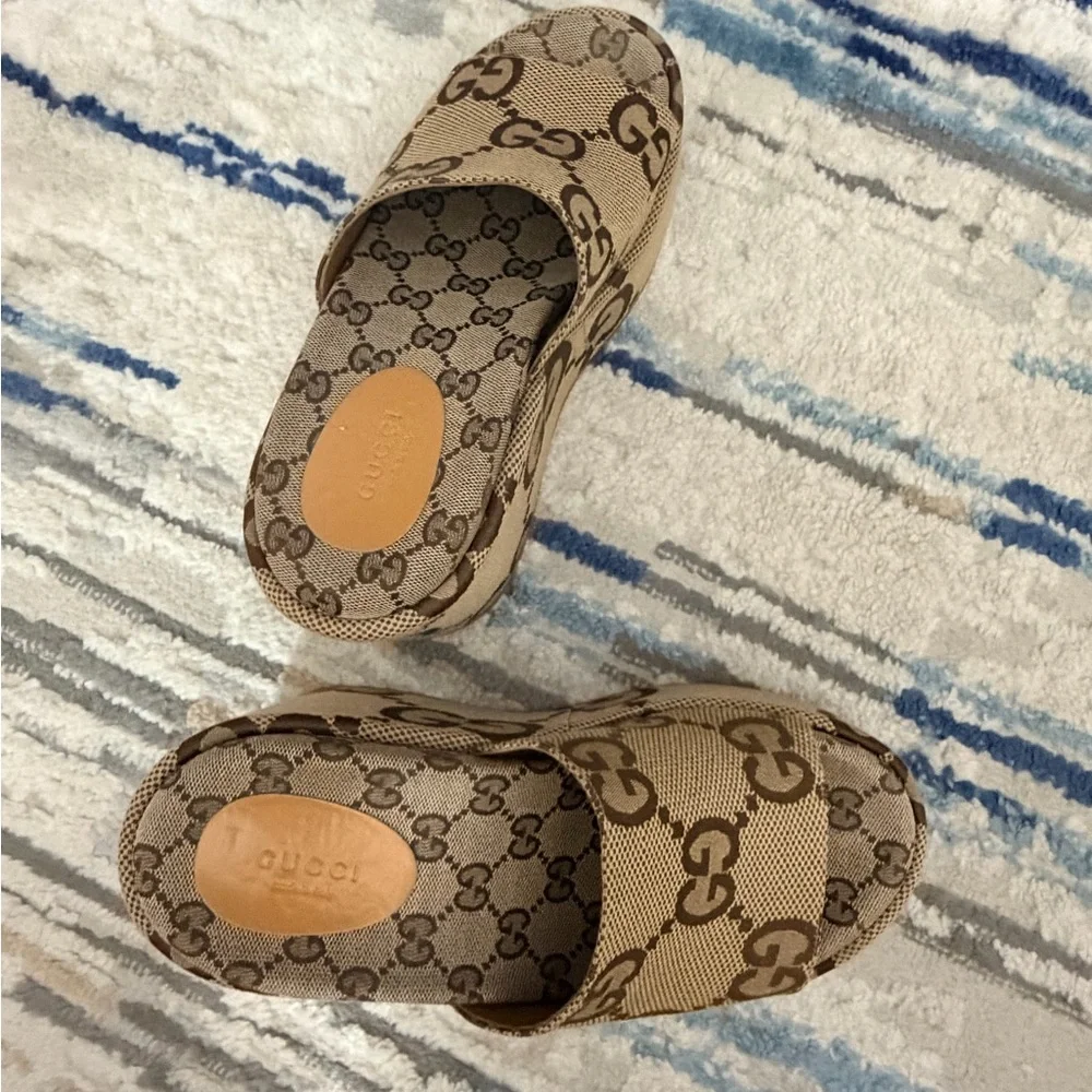 Gucci Beige Brown GG Canvas Platform Slide Sandals
